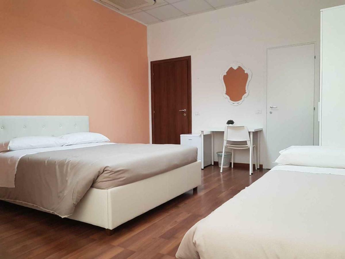 Hotel Piramide Reggio d'Emilie Extérieur photo