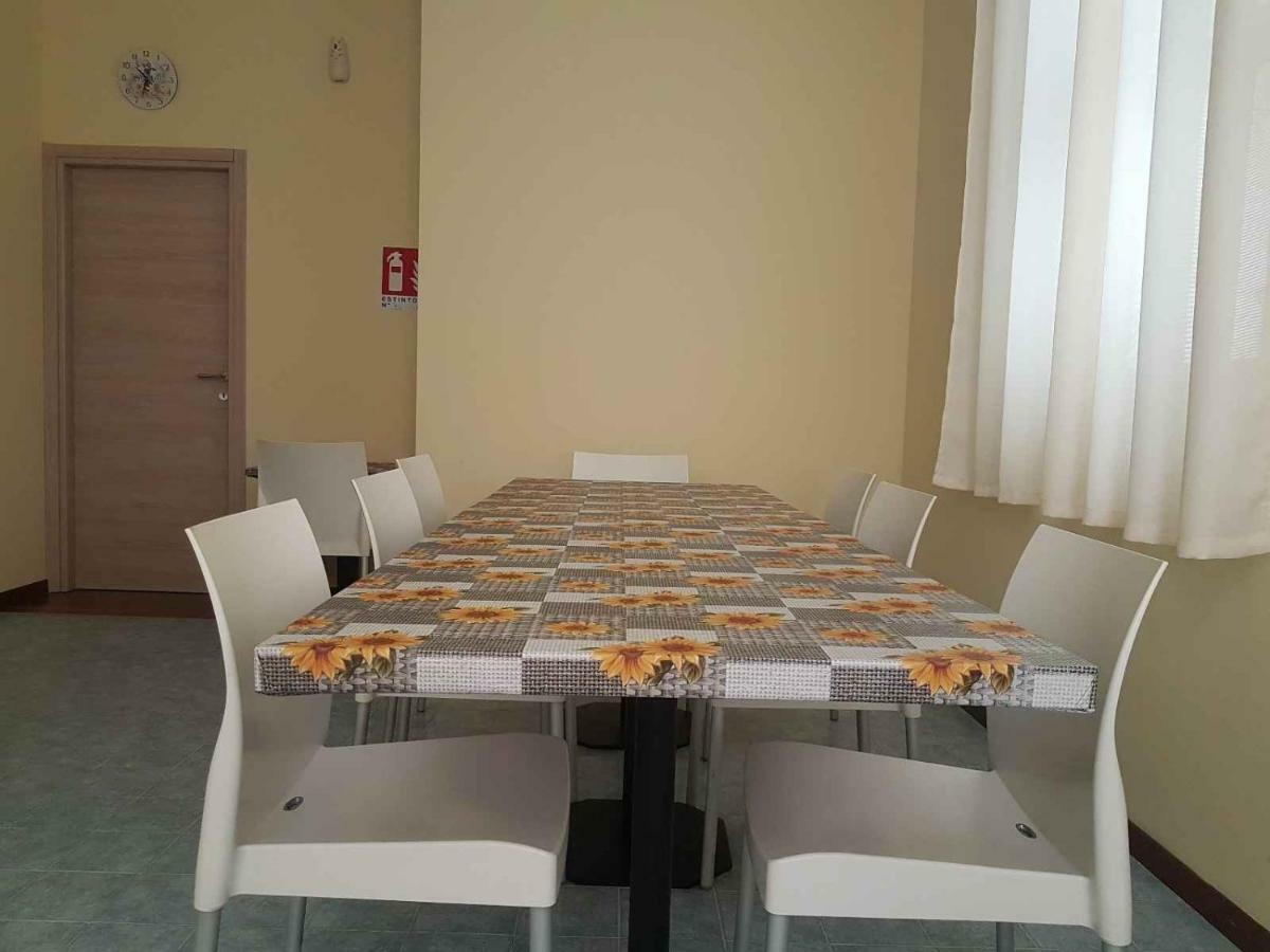 Hotel Piramide Reggio d'Emilie Extérieur photo