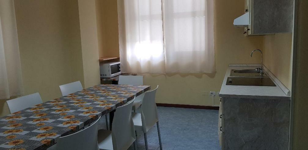 Hotel Piramide Reggio d'Emilie Extérieur photo